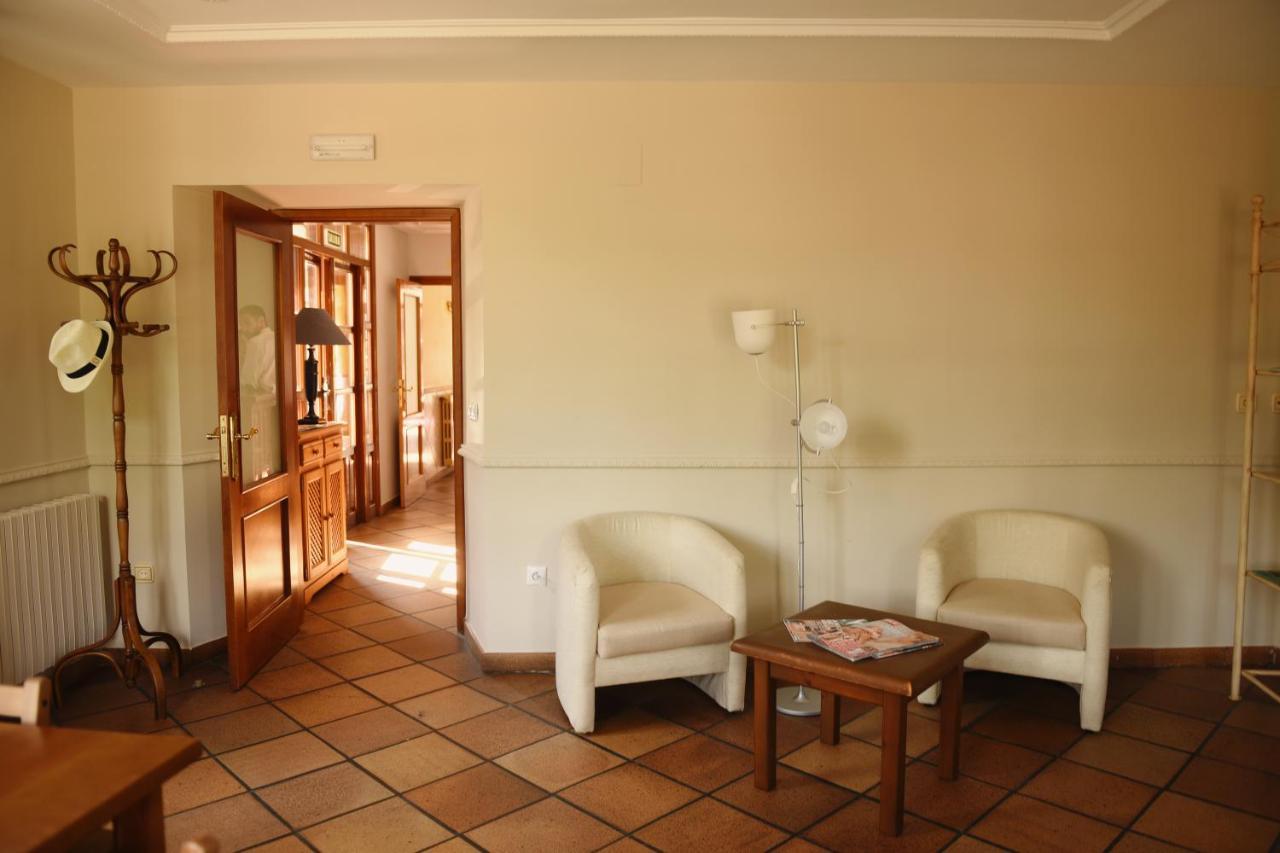 Hostal San Martin Molinos de Duero Exteriör bild