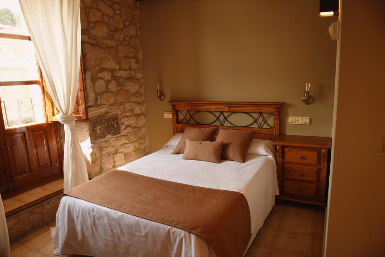 Hostal San Martin Molinos de Duero Exteriör bild